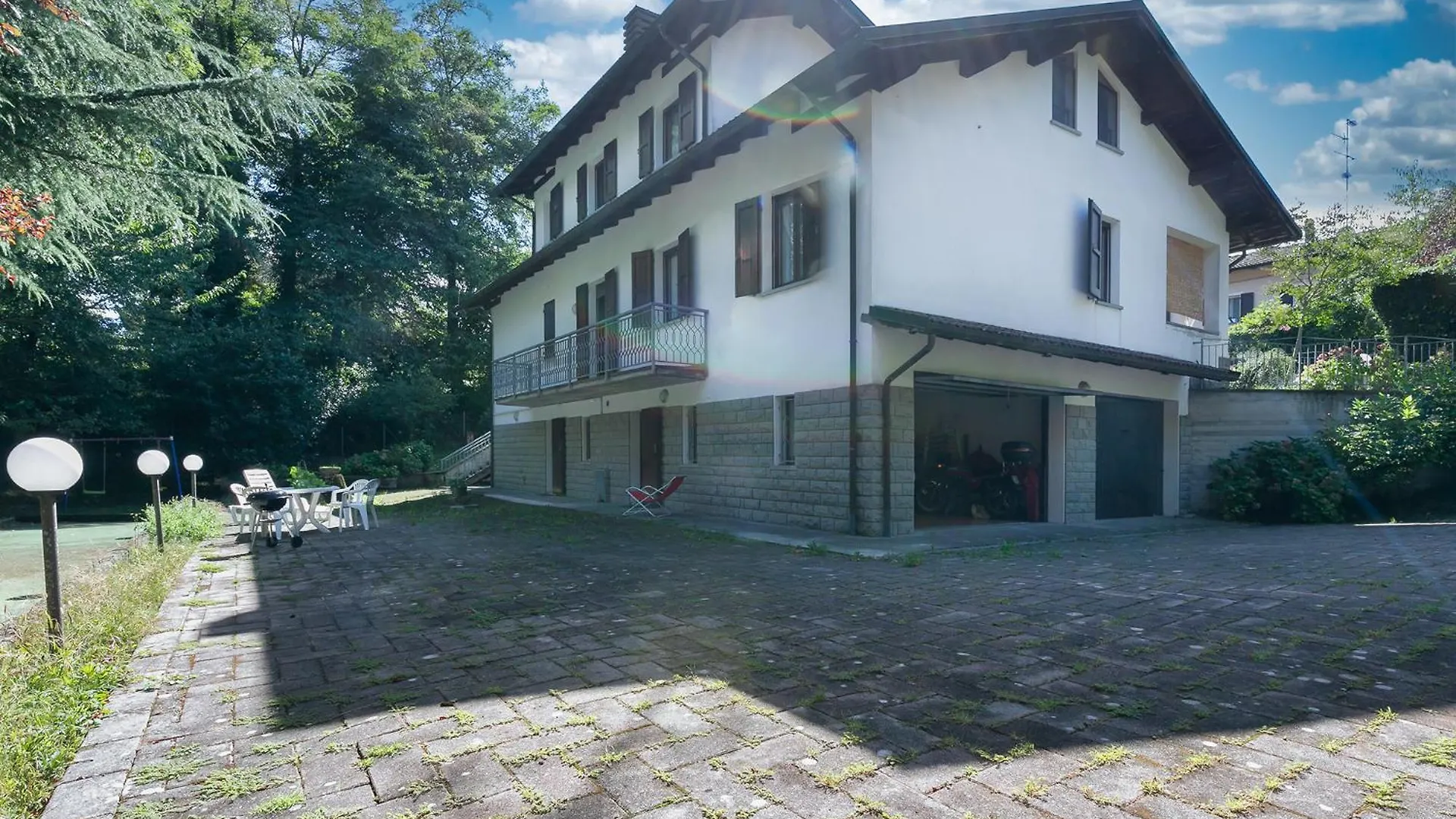 Villa Ferrari Serramazzoni 0*,